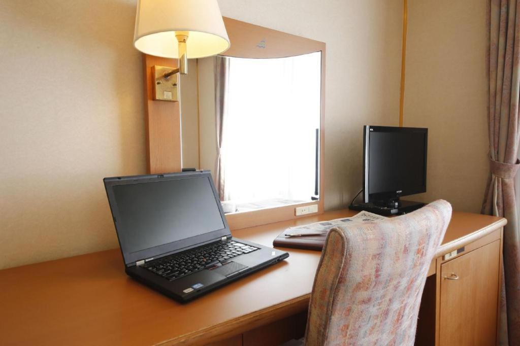 Ako Park Hotel Bagian luar foto