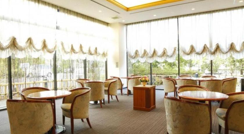 Ako Park Hotel Bagian luar foto